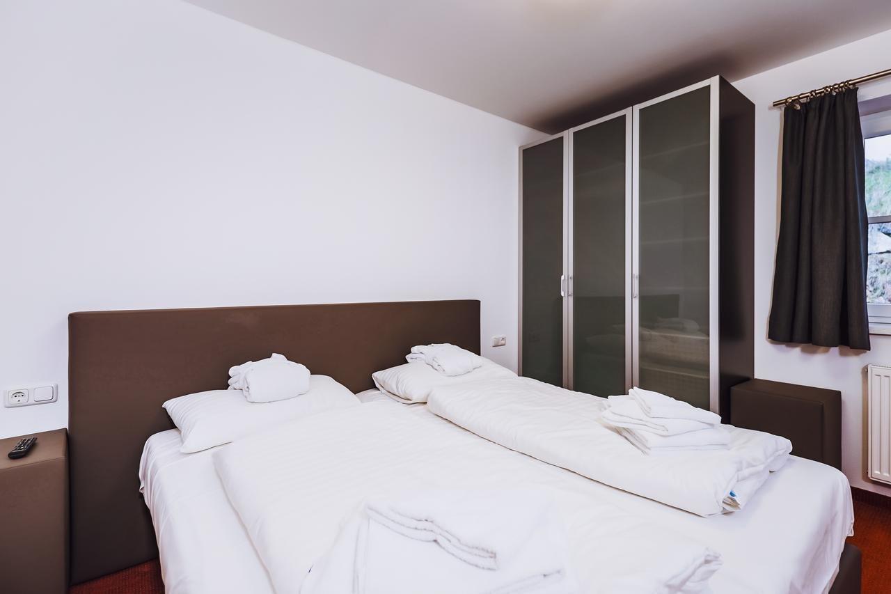Alpine Resort By Alpin Rentals - Incl Summercard Kaprun Esterno foto
